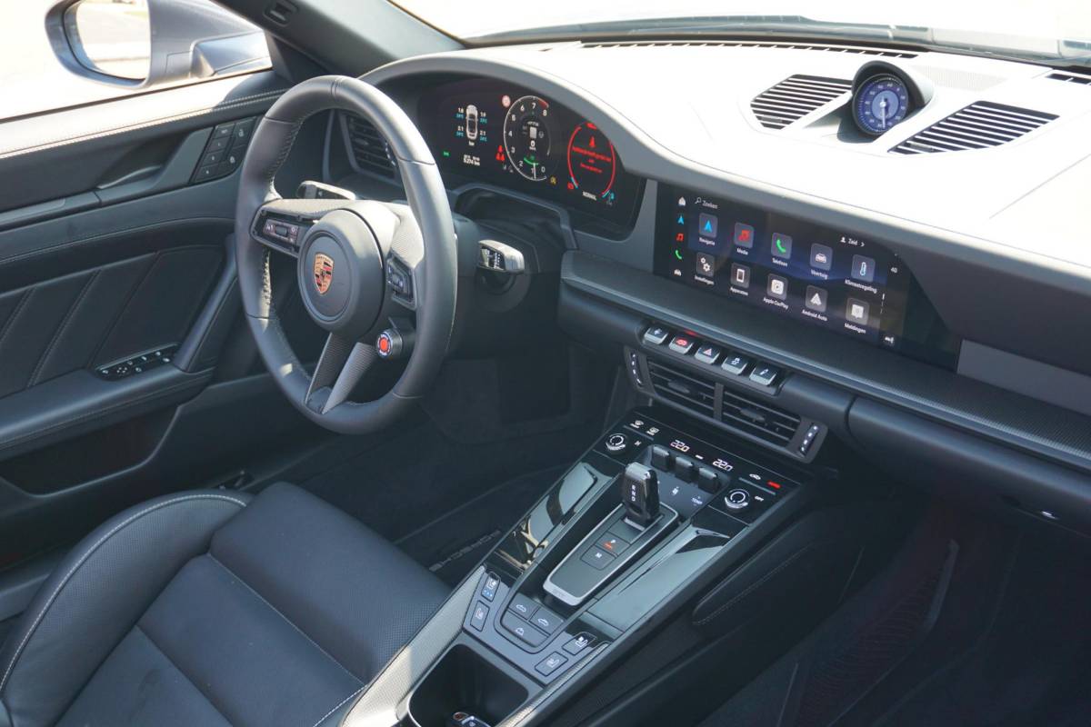 Porsche 911 Porsche 911 Cabrio 3.6 T-Hybrid Carrera 4 GTS