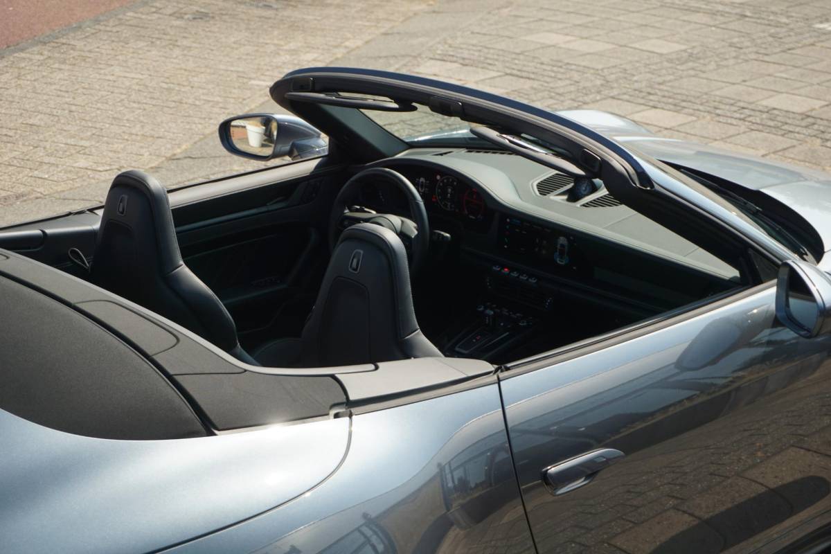 Porsche 911 Porsche 911 Cabrio 3.6 T-Hybrid Carrera 4 GTS