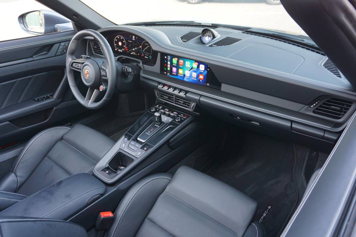Porsche 911 Porsche 911 Cabrio 3.6 T-Hybrid Carrera 4 GTS