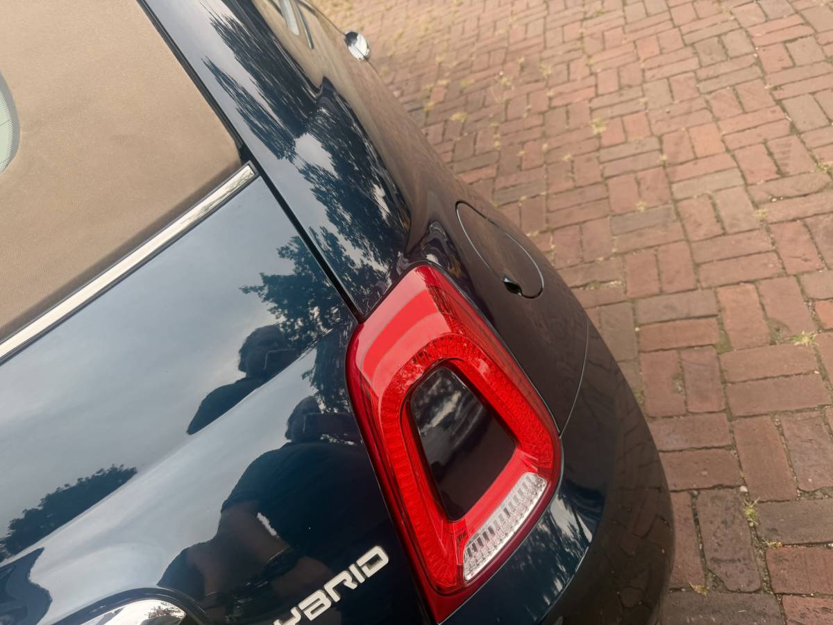 Fiat 500 Fiat 500 1.0 Hybrid Launch Edition Bj 2020 Km 35.944 Dealer onderhouden 70pk