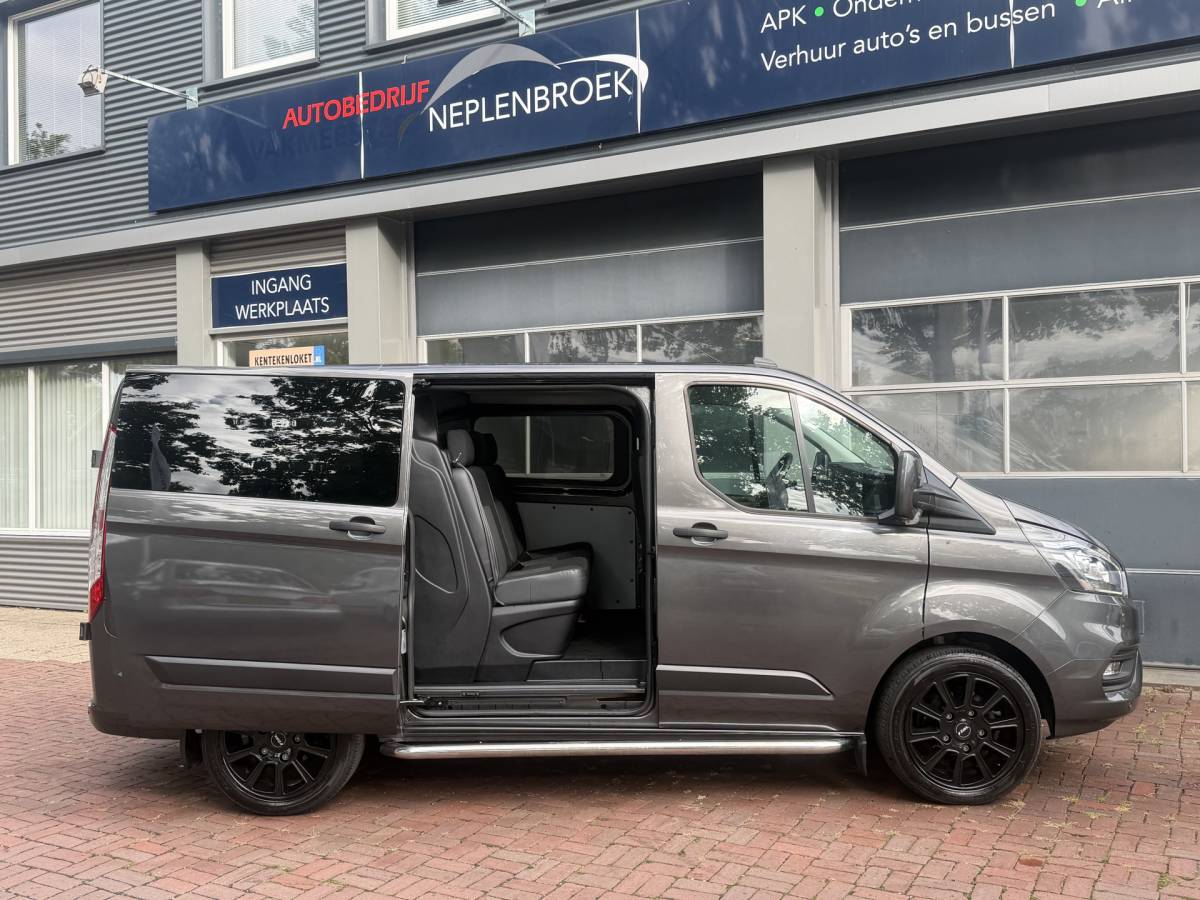 Ford Transit Custom Ford Transit Custom 300 2.0 TDCI L1H1 Trend DC 6-persoons Vol optie 20inch,Trekhaak,Cruise,Cv,Navi btw auto