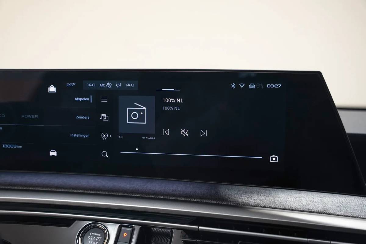 Peugeot e-3008 Peugeot e-3008 Allure Avantage 210 73 kWh [ Navi Apple/Android Adaptieve Cruise Clima ]