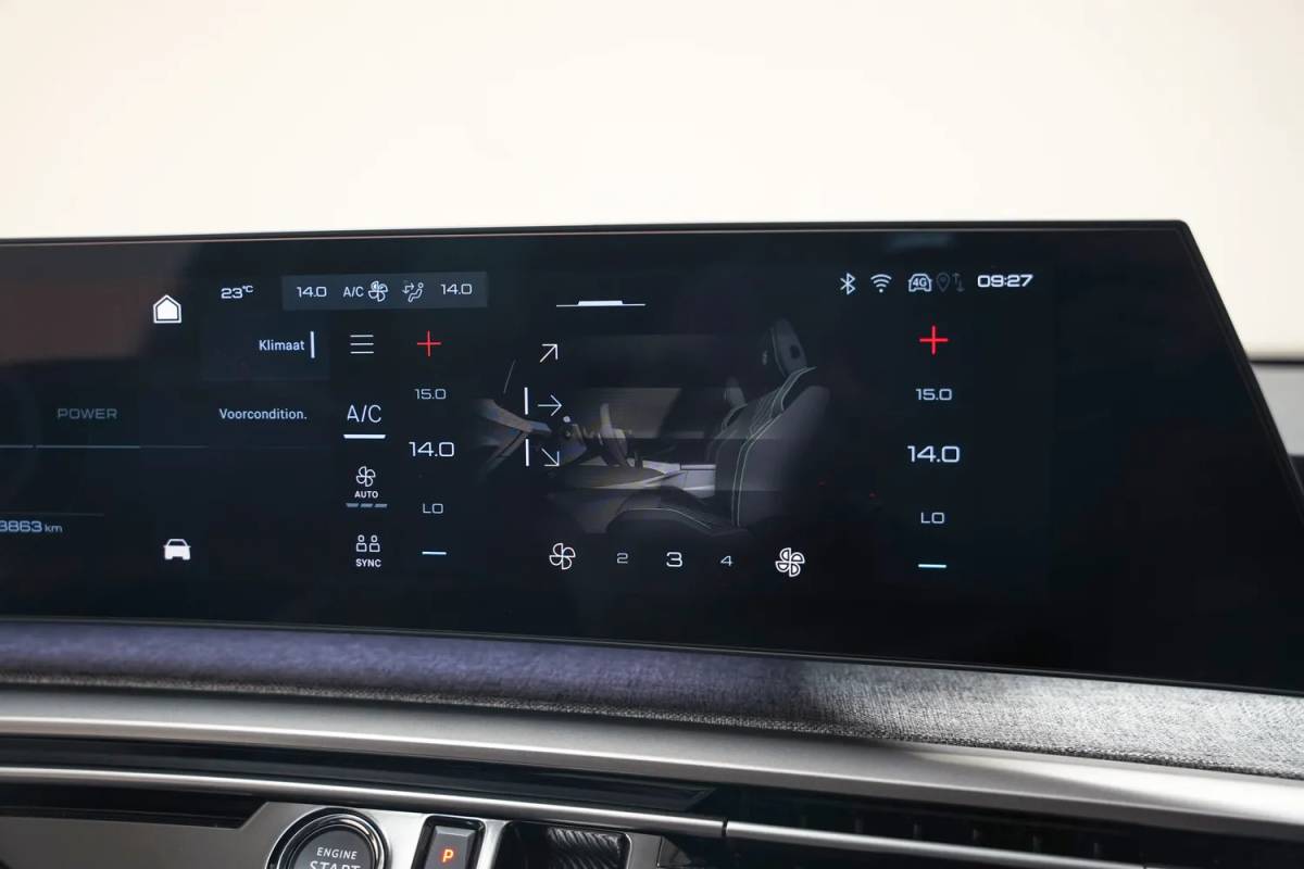 Peugeot e-3008 Peugeot e-3008 Allure Avantage 210 73 kWh [ Navi Apple/Android Adaptieve Cruise Clima ]