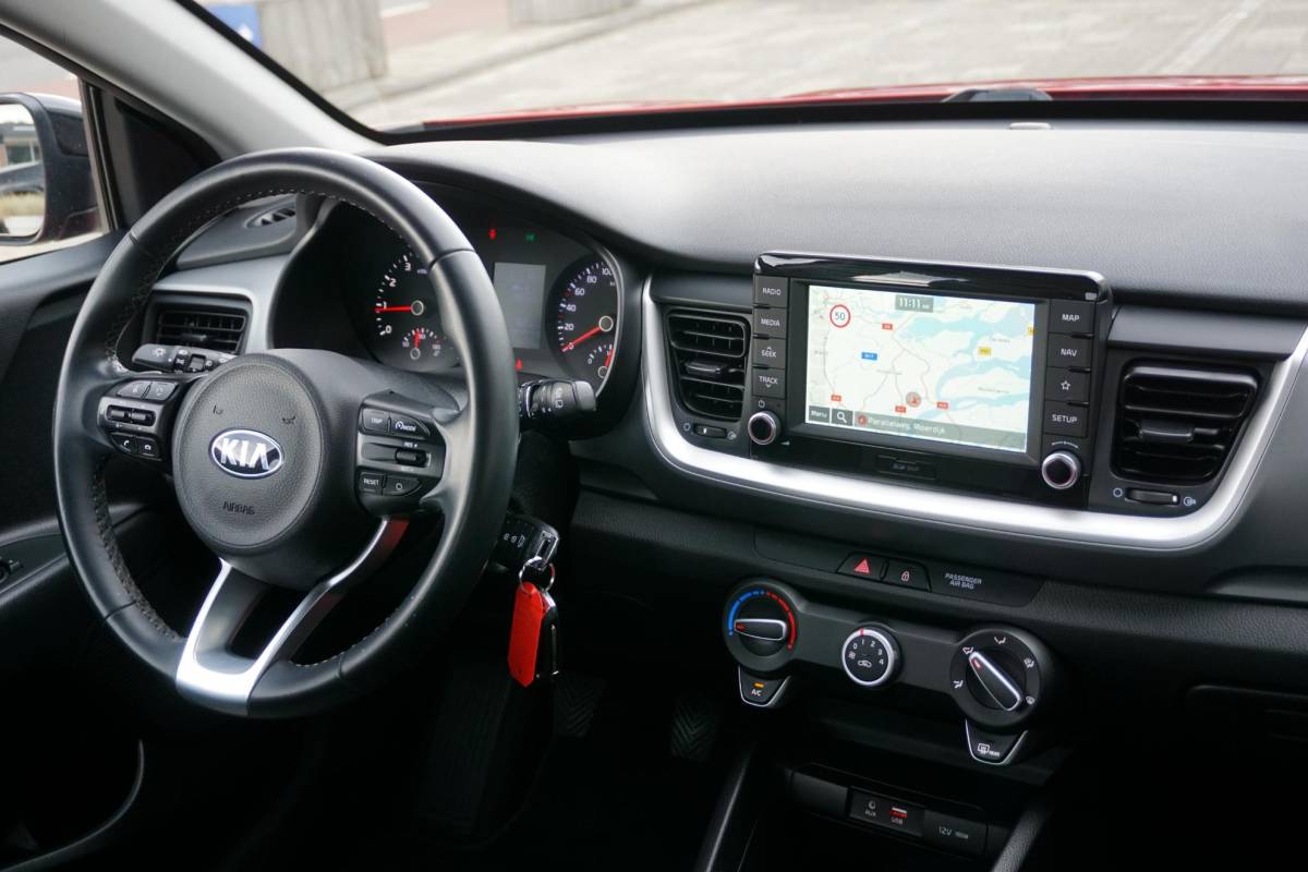 Kia Stonic Kia Stonic 1.0 T-GDi DynamicLine | CarPlay