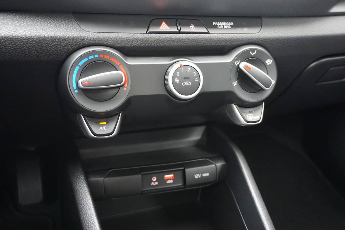 Kia Stonic Kia Stonic 1.0 T-GDi DynamicLine | CarPlay