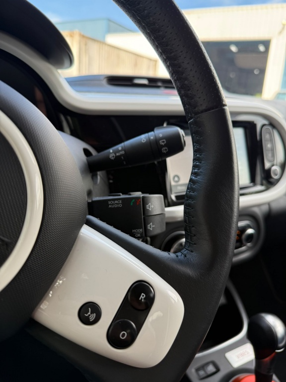 Renault Twingo Renault Twingo Z.E. R80 Série Limitée V.