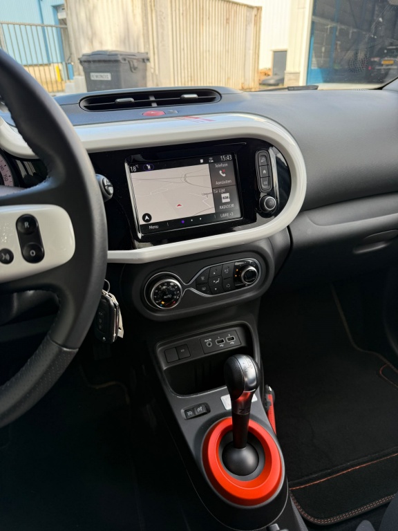 Renault Twingo Renault Twingo Z.E. R80 Série Limitée V.