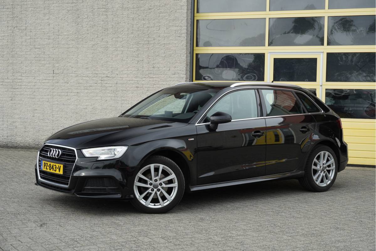 Audi A3 Audi A3 Sportback 1.0 TFSI 5drs S-Line BJ2017 Lmv 17″ | Led | Pdc | Sideskirts | Navi | Climate control | Cruise control | Getint glas