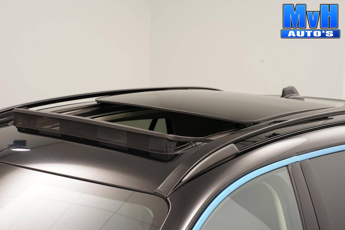 Lynk & Co 01 Lynk & Co 01 1.5 PHEV|262PK|LUXE|360°CAM|PANO