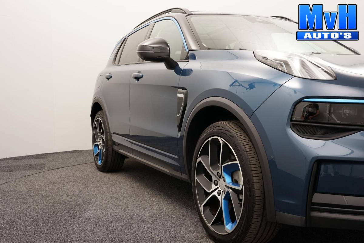 Lynk & Co 01 Lynk & Co 01 1.5 PHEV|262PK|LUXE|360°CAM|PANO