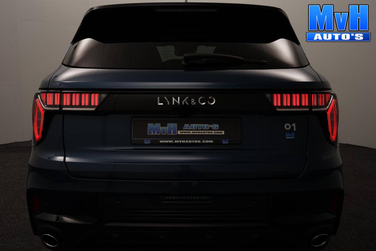 Lynk & Co 01 Lynk & Co 01 1.5 PHEV|262PK|LUXE|360°CAM|PANO