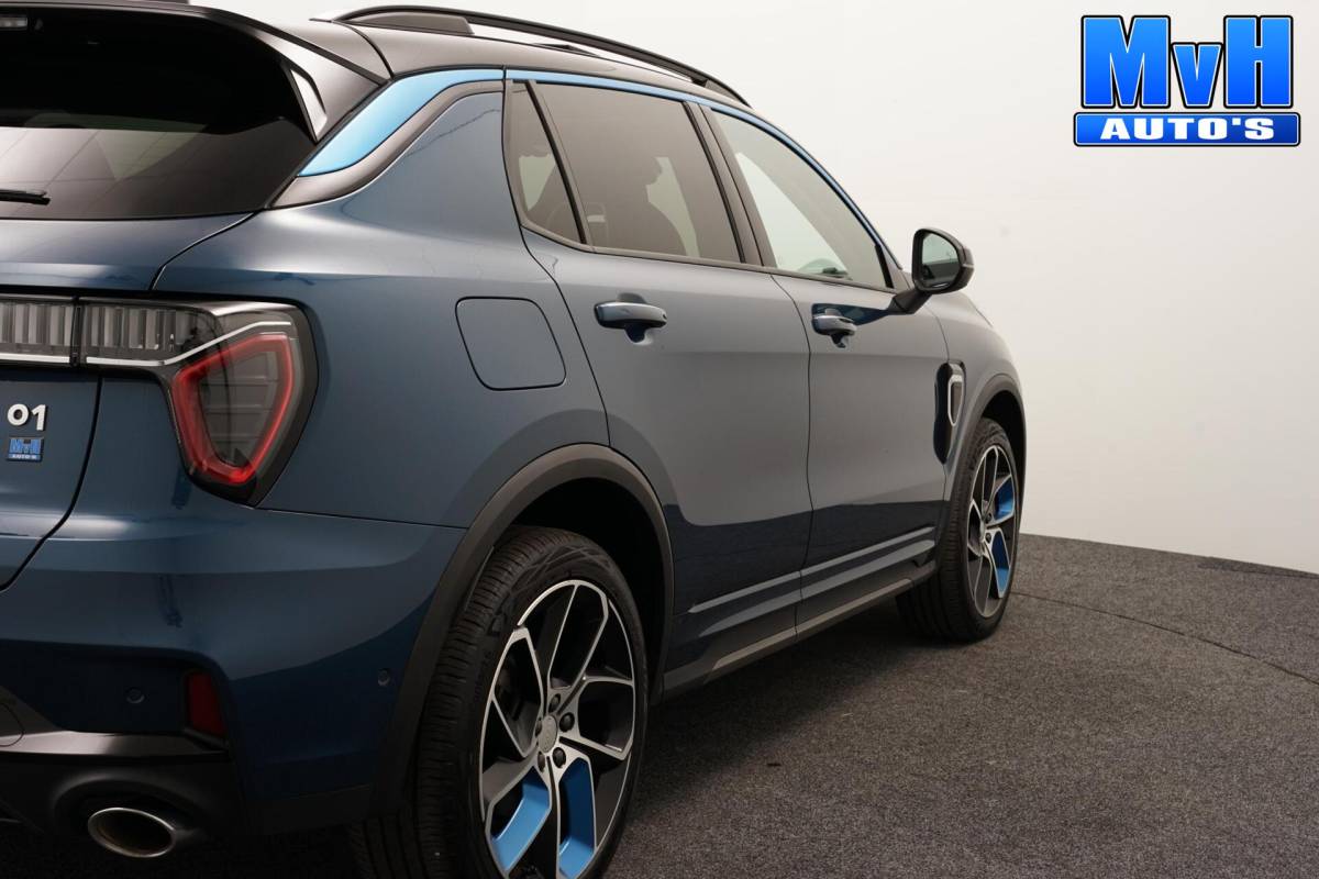 Lynk & Co 01 Lynk & Co 01 1.5 PHEV|262PK|LUXE|360°CAM|PANO