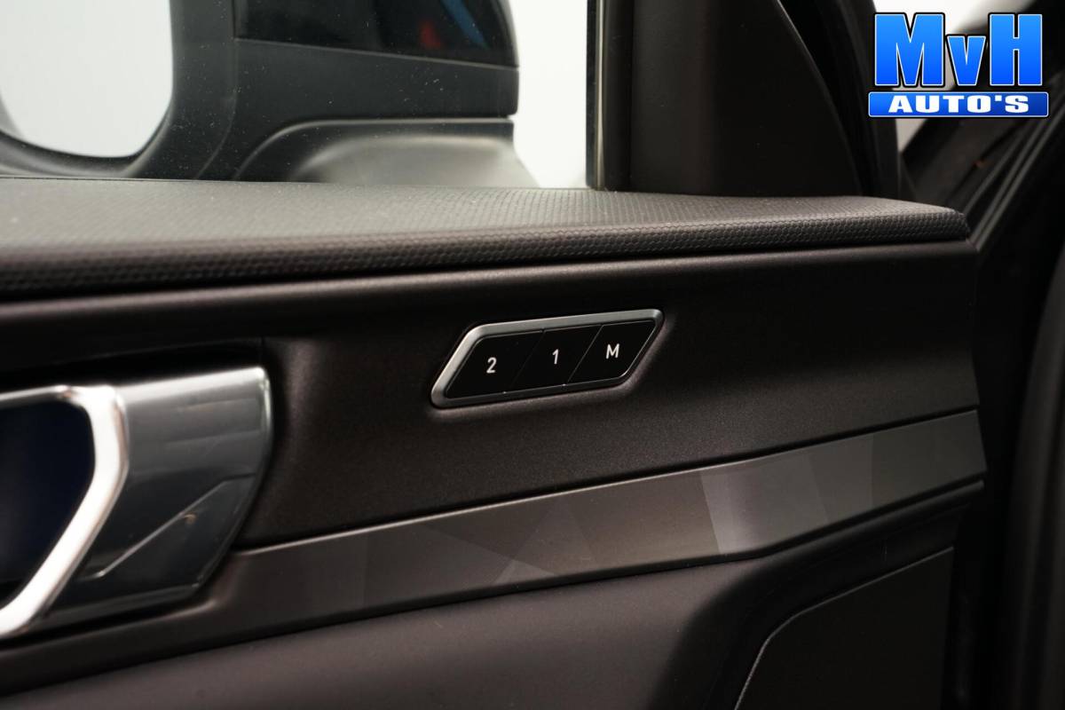 Lynk & Co 01 Lynk & Co 01 1.5 PHEV|262PK|LUXE|360°CAM|PANO