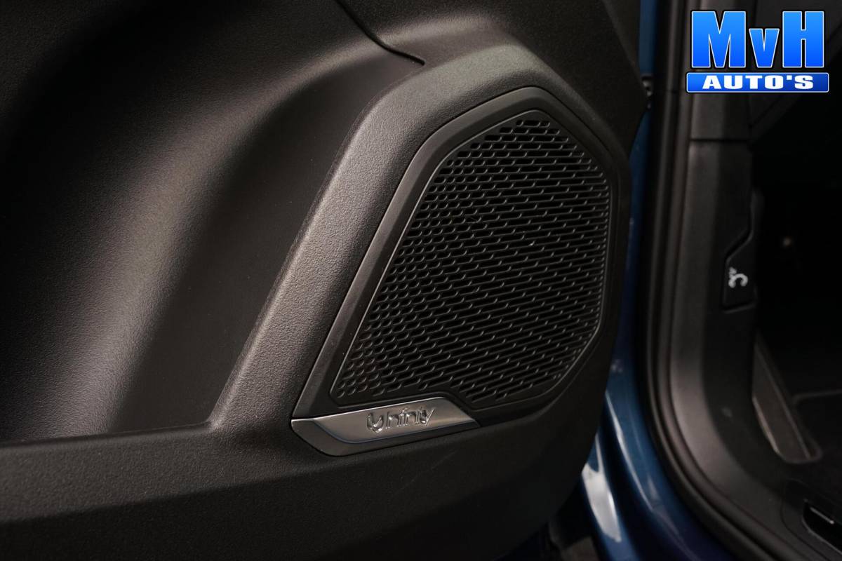 Lynk & Co 01 Lynk & Co 01 1.5 PHEV|262PK|LUXE|360°CAM|PANO