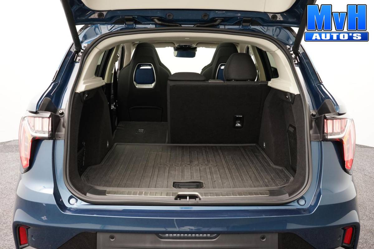 Lynk & Co 01 Lynk & Co 01 1.5 PHEV|262PK|LUXE|360°CAM|PANO