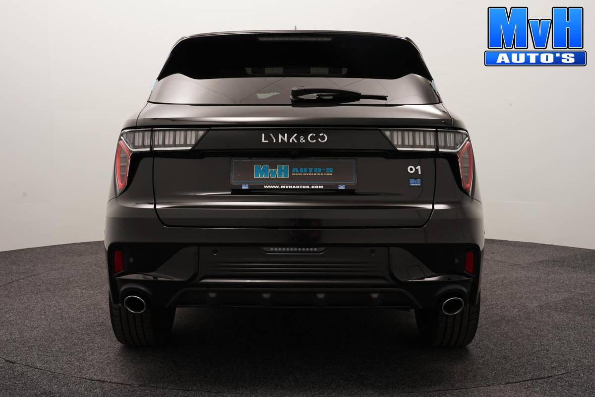 Lynk & Co 01 Lynk & Co 01 1.5 PHEV|ZWARTE.HEMEL|360ºCAM|PANO|262PK