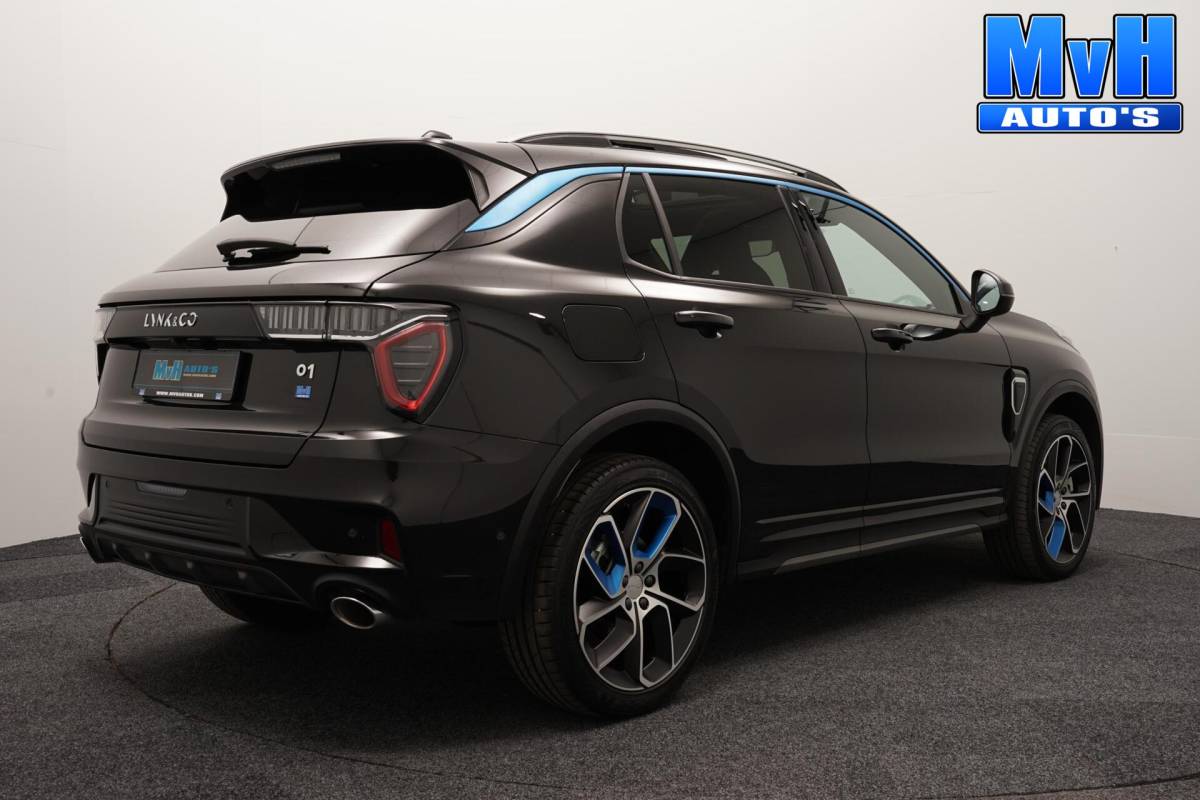 Lynk & Co 01 Lynk & Co 01 1.5 PHEV|ZWARTE.HEMEL|360ºCAM|PANO|262PK