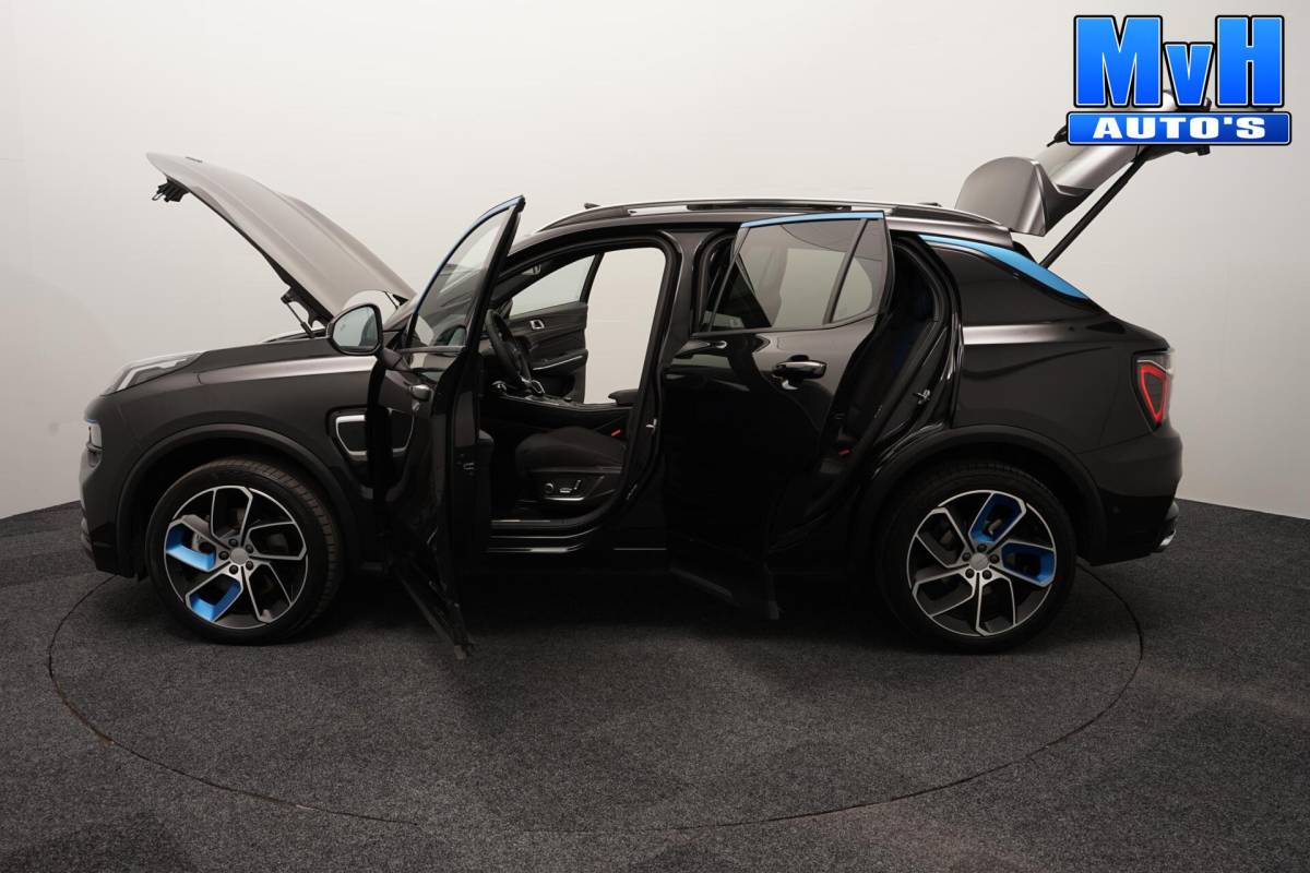Lynk & Co 01 Lynk & Co 01 1.5 PHEV|ZWARTE.HEMEL|360ºCAM|PANO|262PK