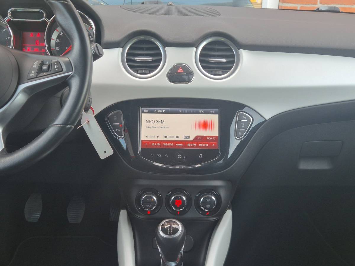 Opel ADAM Opel ADAM 1.4 Slam 87PK 3drs clima, cruise, lmv, pdc, radio, bluetooth, usb