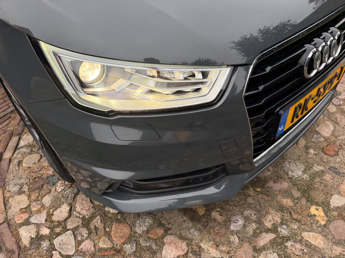 Audi A1 Sportback Audi A1 Sportback 1.0 TFSI Sport S line Edition-NL auto-Navi-2* S LINE-