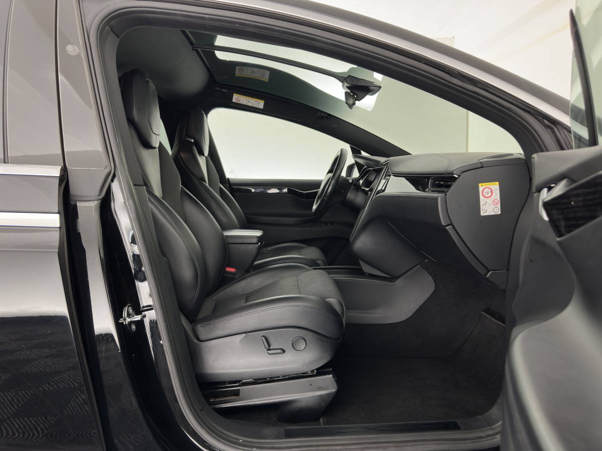 Tesla Model X Tesla Model X 75D Base [ 7-Pers. ] [3-Fase-11kW] (INCL.BTW) Aut. *PANO-WINDOW | AUTOPILOT | LEATHER-FABRIC | NAVI-FULLMAP | FULL-LED | AIRSUSPENSION | DIGI-COCKPIT | CCS-FASTLOADER | KEYLESS | DAB+ | HEATED-SPORTSEATS | PRIVACY-GLASS | 20″A