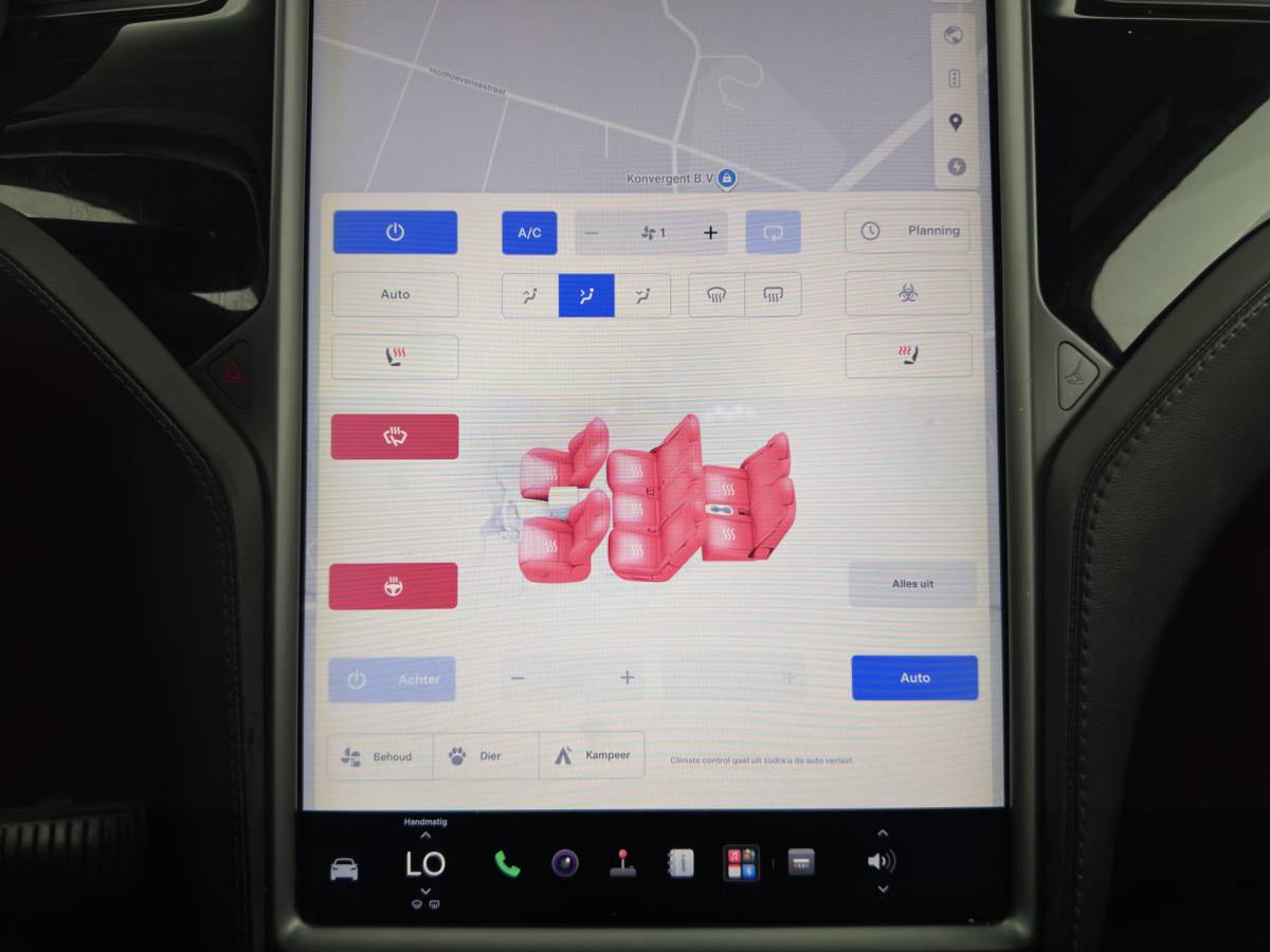 Tesla Model X Tesla Model X 75D Base [ 7-Pers. ] [3-Fase-11kW] (INCL.BTW) Aut. *PANO-WINDOW | AUTOPILOT | LEATHER-FABRIC | NAVI-FULLMAP | FULL-LED | AIRSUSPENSION | DIGI-COCKPIT | CCS-FASTLOADER | KEYLESS | DAB+ | HEATED-SPORTSEATS | PRIVACY-GLASS | 20″A
