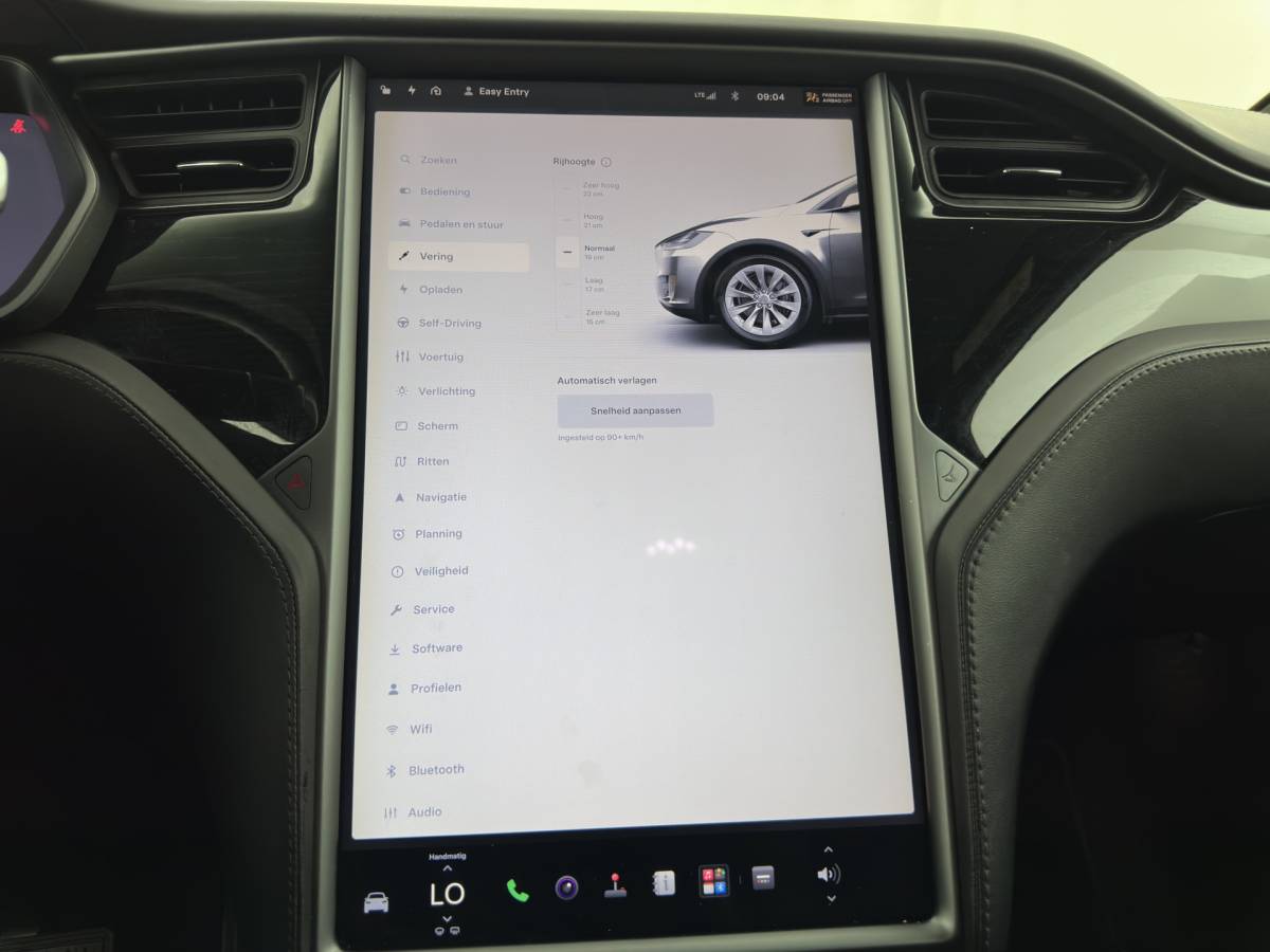 Tesla Model X Tesla Model X 75D Base [ 7-Pers. ] [3-Fase-11kW] (INCL.BTW) Aut. *PANO-WINDOW | AUTOPILOT | LEATHER-FABRIC | NAVI-FULLMAP | FULL-LED | AIRSUSPENSION | DIGI-COCKPIT | CCS-FASTLOADER | KEYLESS | DAB+ | HEATED-SPORTSEATS | PRIVACY-GLASS | 20″A