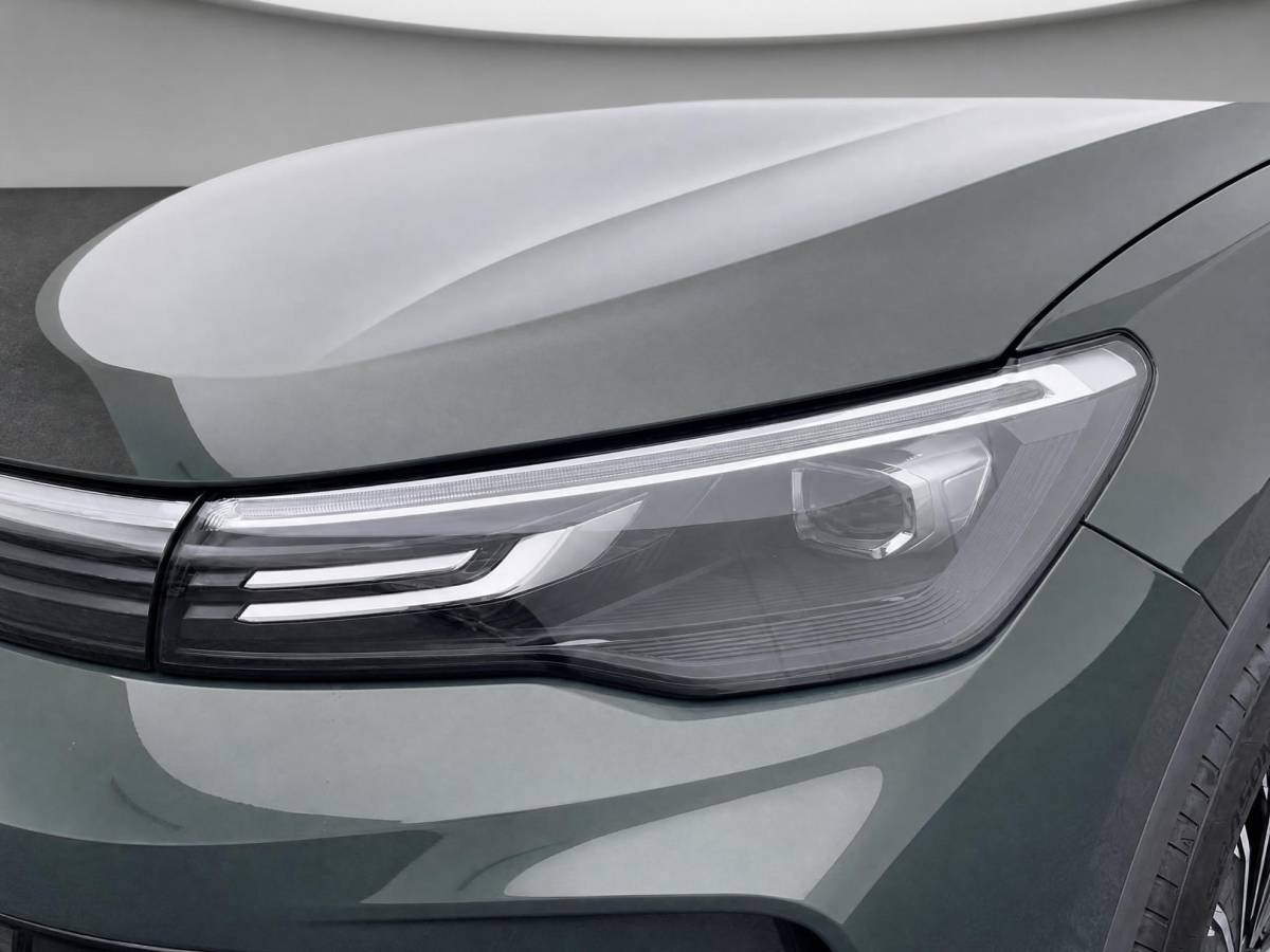Volkswagen Tiguan Volkswagen Tiguan 1.5 204pk DSG eHybrid Life Edition · Panoramadak · Camera · Wegklapbare Trekhaak ·  Apple/Android Car Play · Navigatie · 18” Inch ·