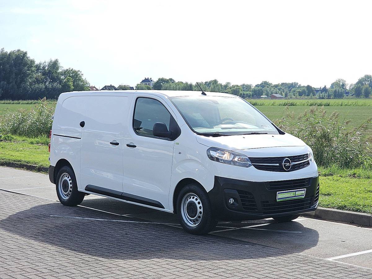 Opel Vivaro OPEL VIVARO 1.5 l2 nap euro6 3-zits!