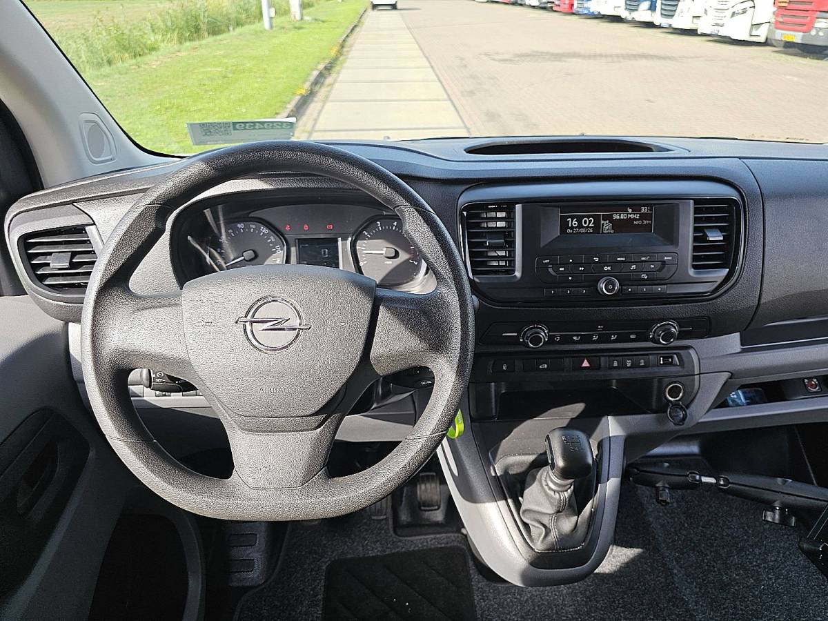 Opel Vivaro OPEL VIVARO 1.5 l2 nap euro6 3-zits!