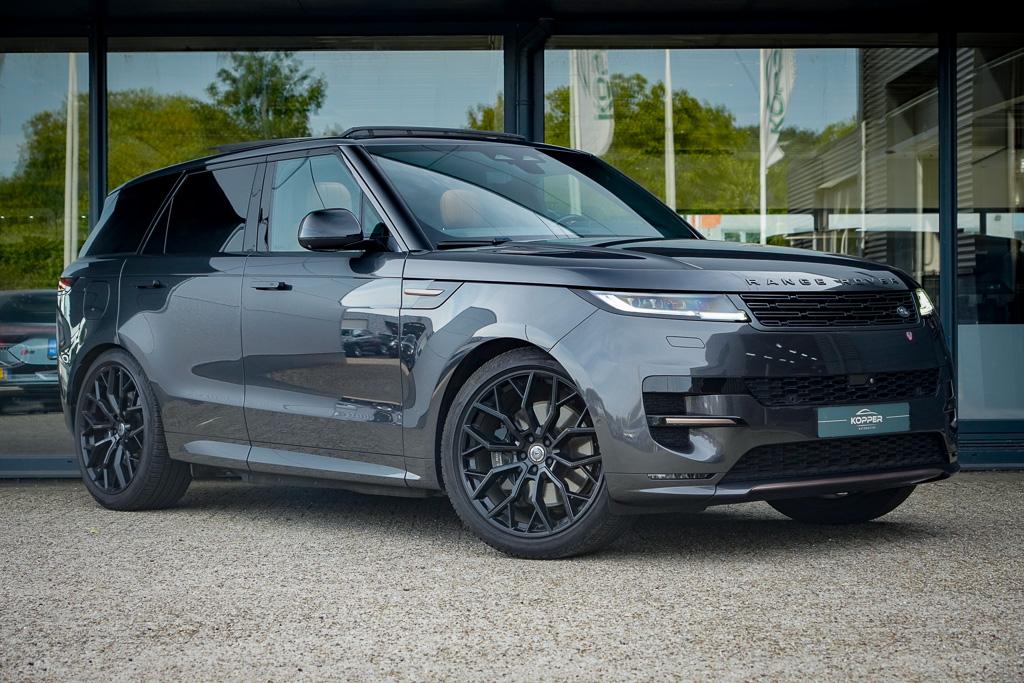 Land Rover Range Rover Sport Land Rover Range Rover Sport 3.0 P440e Dynamic HSE / Pano / NL Auto / Trekhaak / Meridian 3D / Stoelkoeling / 23” Urban