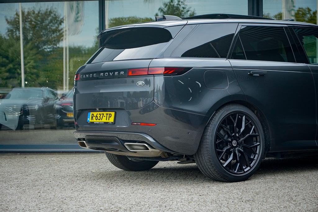 Land Rover Range Rover Sport Land Rover Range Rover Sport 3.0 P440e Dynamic HSE / Pano / NL Auto / Trekhaak / Meridian 3D / Stoelkoeling / 23” Urban