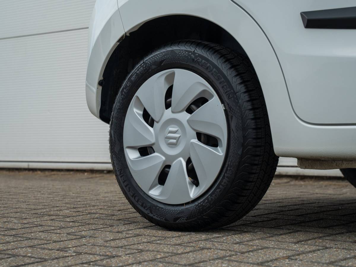 Suzuki Celerio Suzuki Celerio 1.0 Comfort | 5drs |Airco | Bluetooth |Hoge instap |