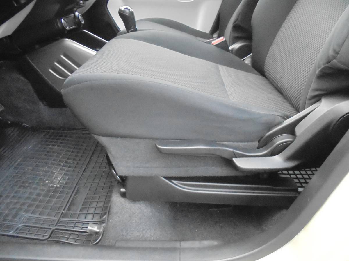 Suzuki Ignis Suzuki Ignis 1.2 DUALJET 90PK INTRO EDITION TREKHAAK