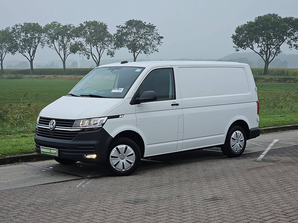 Volkswagen Transporter VOLKSWAGEN TRANSPORTER 2.0 TDI t6.1 l1 navi nap ac!