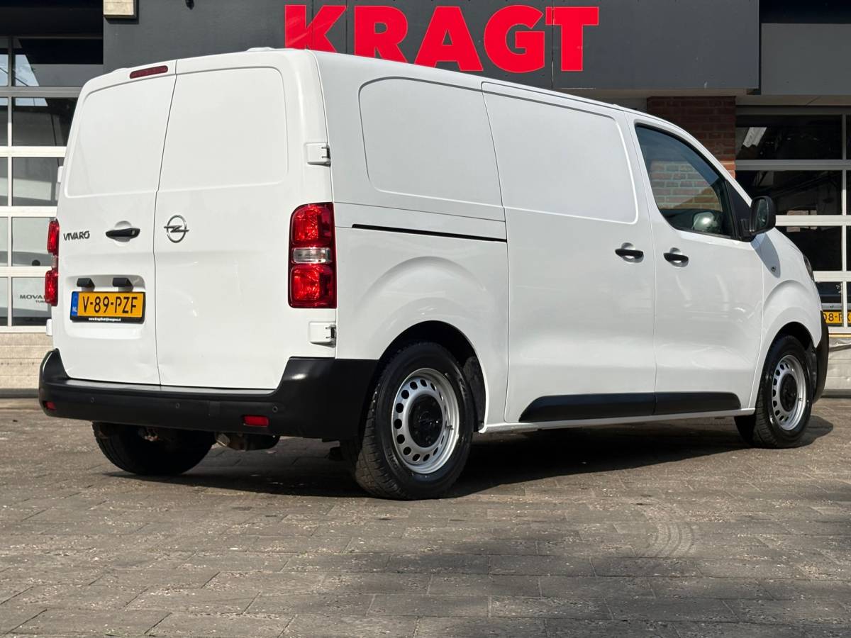 Opel Vivaro Opel VIVARO 1.5 CDTI L2H1 Edition|airco|cruise|parkeersensoren achter|bluetooth|drie zitplaatsen|verwarmbare buitenspiegels|EURO6