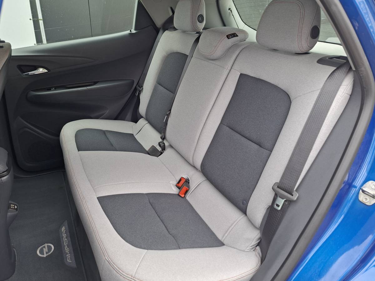 Opel Ampera-e Opel Ampera-e SOH 100% Executive 60 kWh Carplay Hoge zit Clima Cruis