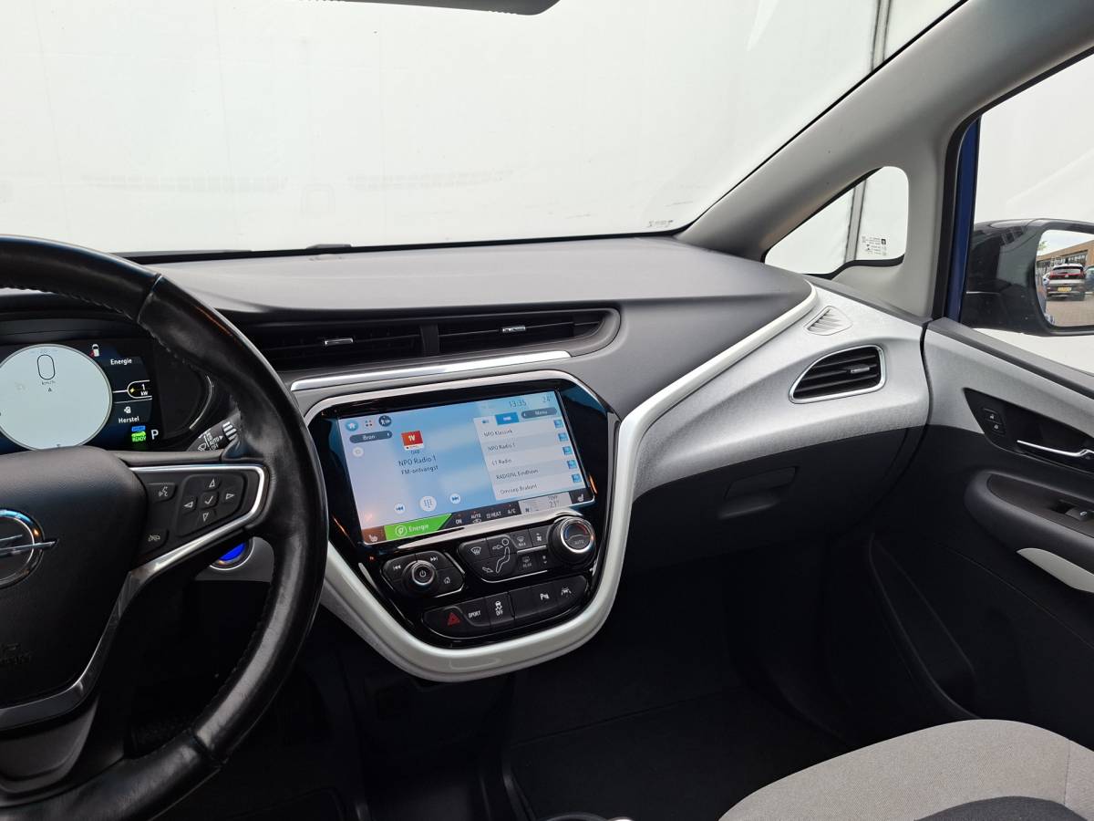 Opel Ampera-e Opel Ampera-e SOH 100% Executive 60 kWh Carplay Hoge zit Clima Cruis
