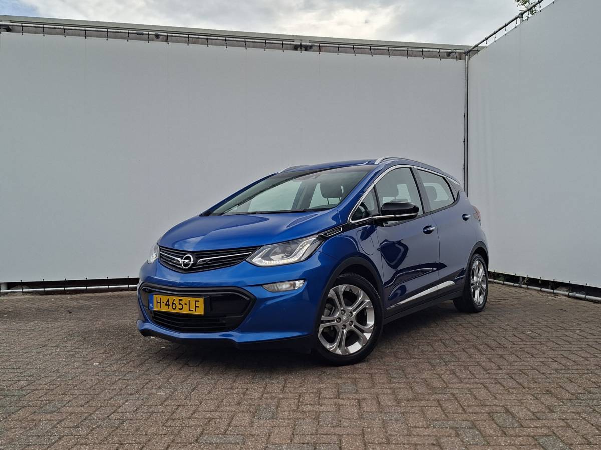 Opel Ampera-e Opel Ampera-e SOH 100% Executive 60 kWh Carplay Hoge zit Clima Cruis