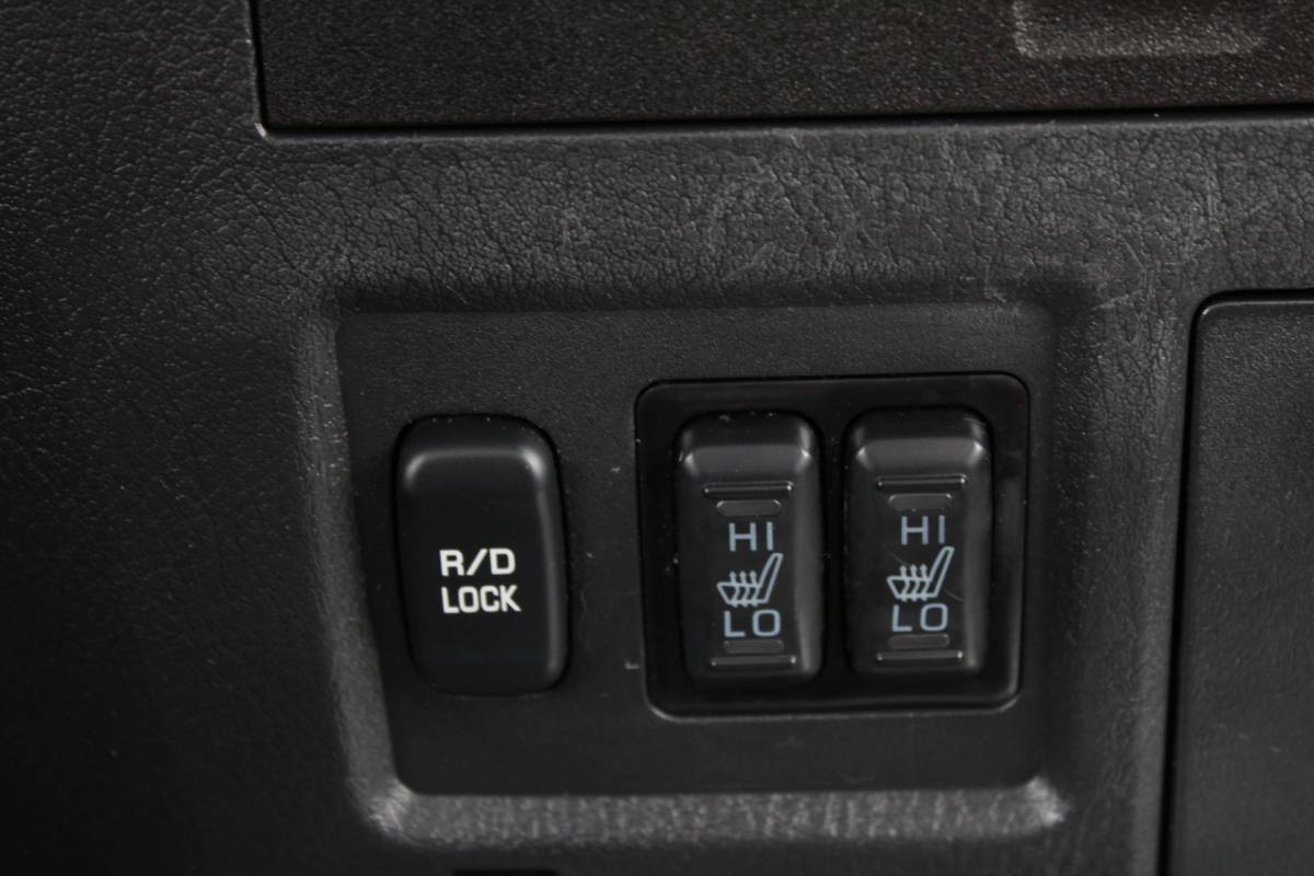 Mitsubishi Pajero Mitsubishi Pajero 3.2 DI-D Instyle Side Window Van / Leer / Stoelverwarming / Marge