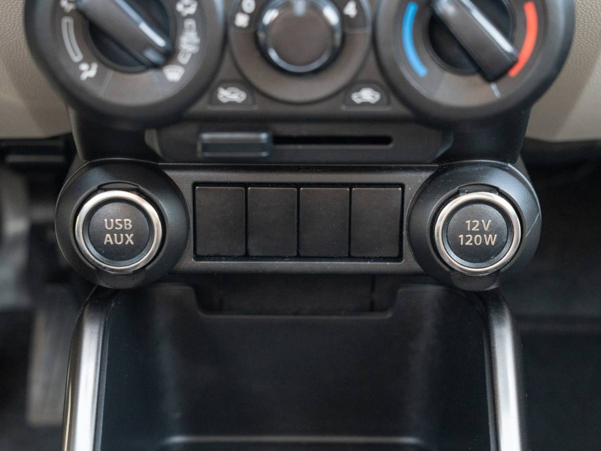 Suzuki Ignis Suzuki Ignis 1.2 Select| Smart Hybrid | Apple Carplay | Android auto | Stoelverwarming | Achteruitrij camera |