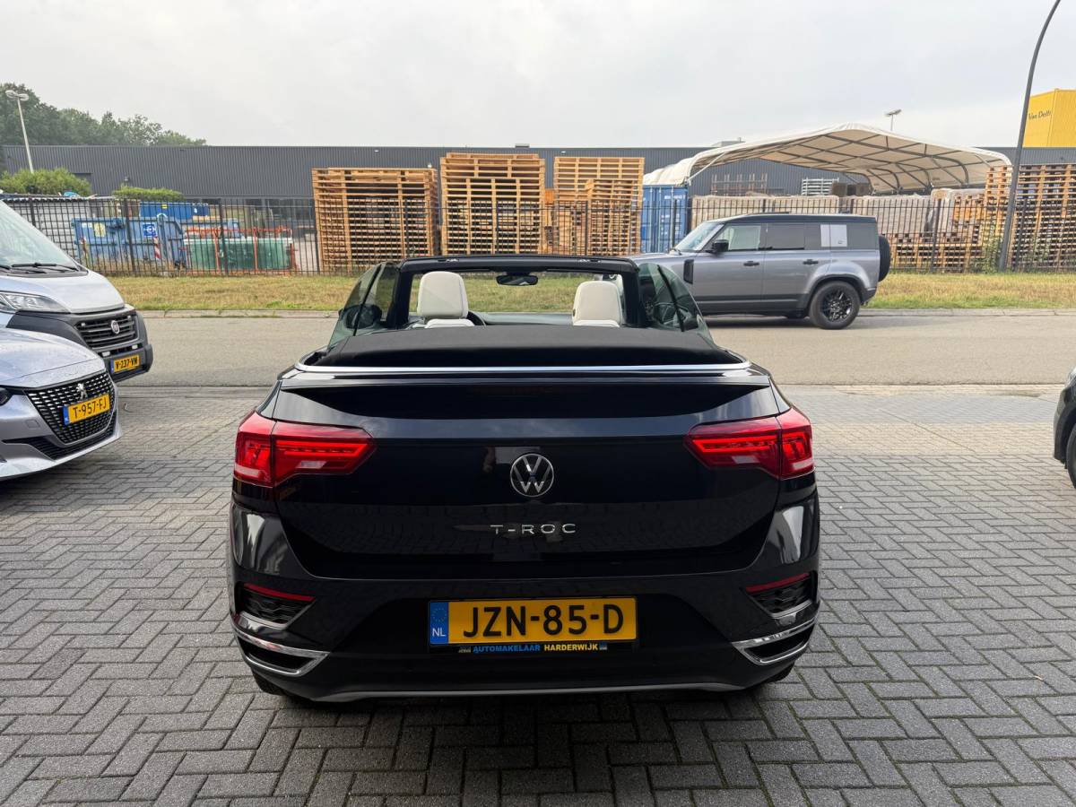 Volkswagen T-Roc Volkswagen T-Roc Cabrio 1.5 TSI Style | 2E EIGENAAR | 3/6/12 MND GARANTIE | AUTOMAAT | DIGITAL DASH | ACC | LED | CARPLAY | DAB | STOEL/STUUR VERW. |