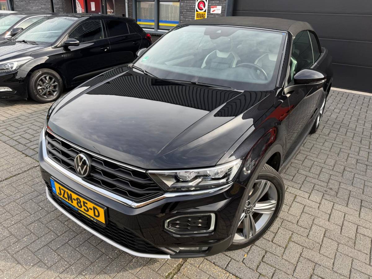 Volkswagen T-Roc Volkswagen T-Roc Cabrio 1.5 TSI Style | 2E EIGENAAR | 3/6/12 MND GARANTIE | AUTOMAAT | DIGITAL DASH | ACC | LED | CARPLAY | DAB | STOEL/STUUR VERW. |