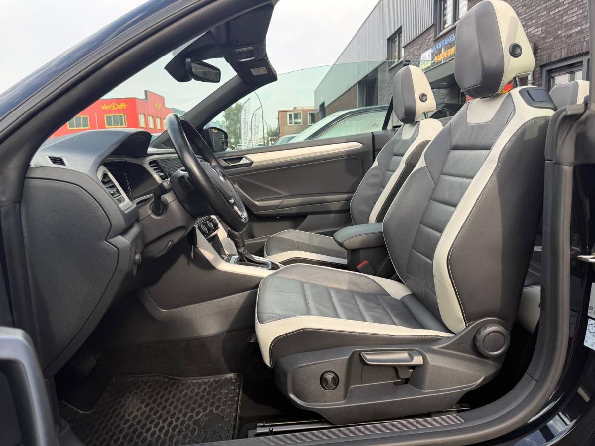 Volkswagen T-Roc Volkswagen T-Roc Cabrio 1.5 TSI Style | 2E EIGENAAR | 3/6/12 MND GARANTIE | AUTOMAAT | DIGITAL DASH | ACC | LED | CARPLAY | DAB | STOEL/STUUR VERW. |