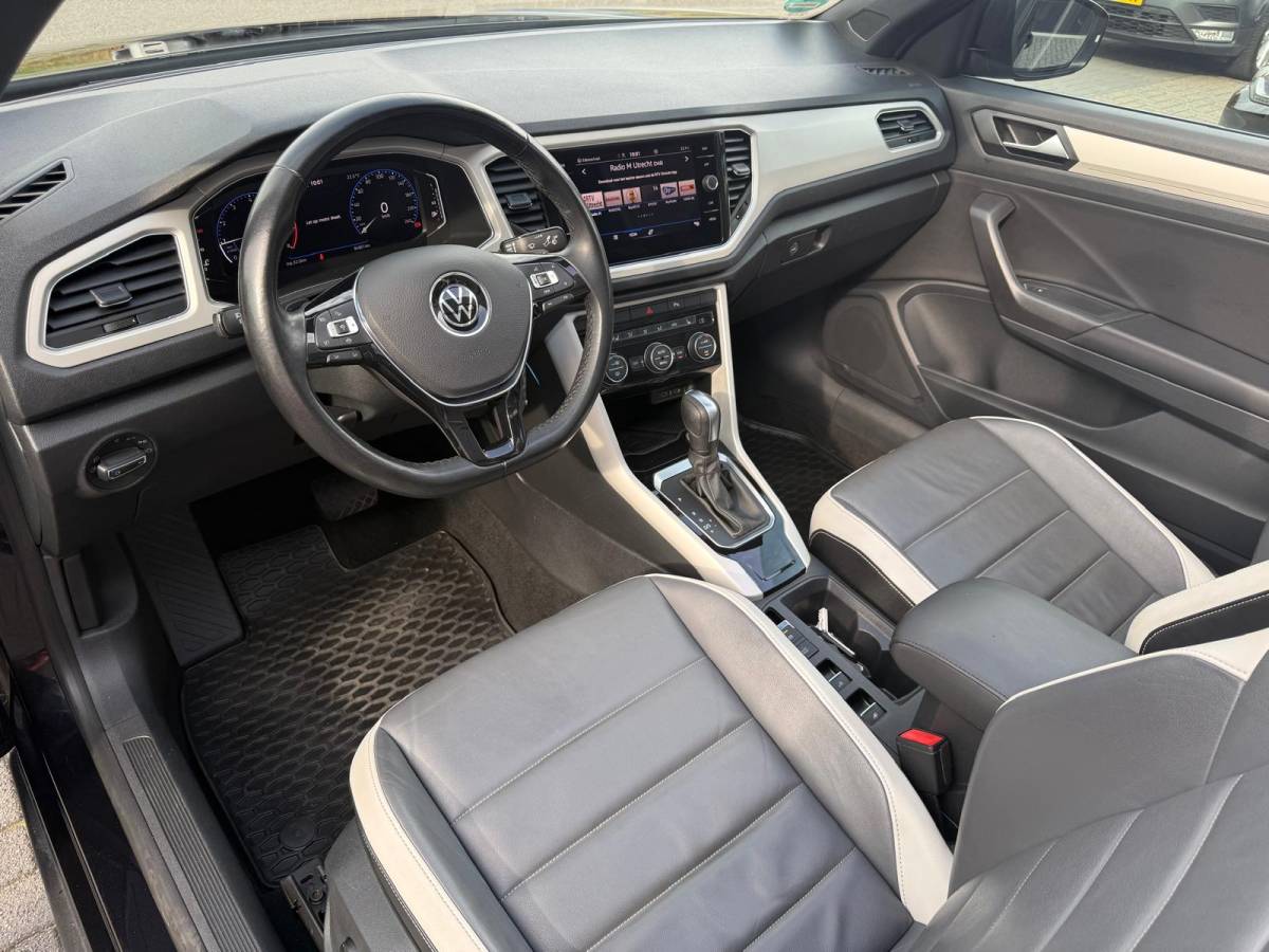 Volkswagen T-Roc Volkswagen T-Roc Cabrio 1.5 TSI Style | 2E EIGENAAR | 3/6/12 MND GARANTIE | AUTOMAAT | DIGITAL DASH | ACC | LED | CARPLAY | DAB | STOEL/STUUR VERW. |