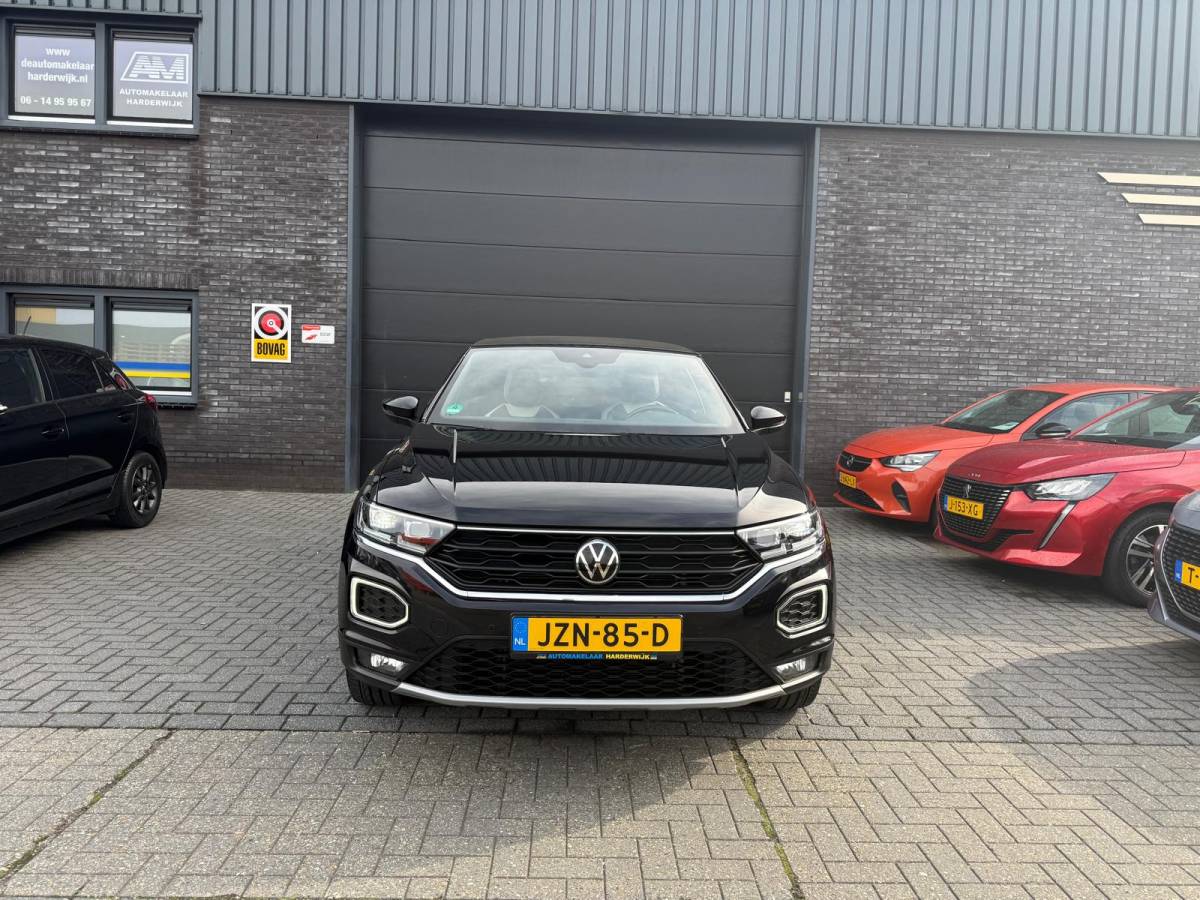 Volkswagen T-Roc Volkswagen T-Roc Cabrio 1.5 TSI Style | 2E EIGENAAR | 3/6/12 MND GARANTIE | AUTOMAAT | DIGITAL DASH | ACC | LED | CARPLAY | DAB | STOEL/STUUR VERW. |