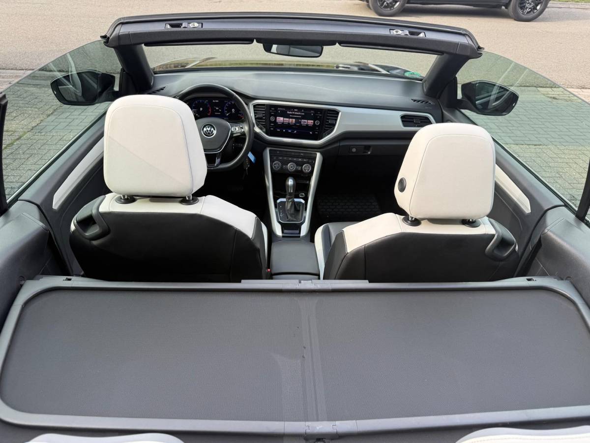 Volkswagen T-Roc Volkswagen T-Roc Cabrio 1.5 TSI Style | 2E EIGENAAR | 3/6/12 MND GARANTIE | AUTOMAAT | DIGITAL DASH | ACC | LED | CARPLAY | DAB | STOEL/STUUR VERW. |