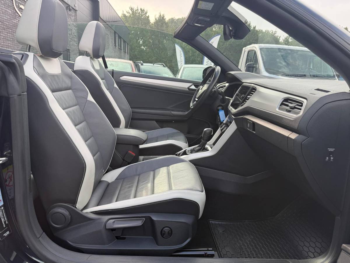 Volkswagen T-Roc Volkswagen T-Roc Cabrio 1.5 TSI Style | 2E EIGENAAR | 3/6/12 MND GARANTIE | AUTOMAAT | DIGITAL DASH | ACC | LED | CARPLAY | DAB | STOEL/STUUR VERW. |