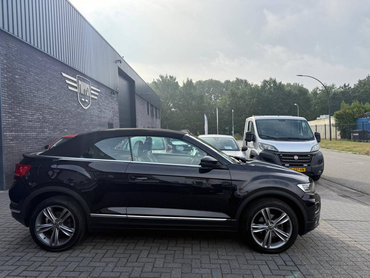Volkswagen T-Roc Volkswagen T-Roc Cabrio 1.5 TSI Style | 2E EIGENAAR | 3/6/12 MND GARANTIE | AUTOMAAT | DIGITAL DASH | ACC | LED | CARPLAY | DAB | STOEL/STUUR VERW. |