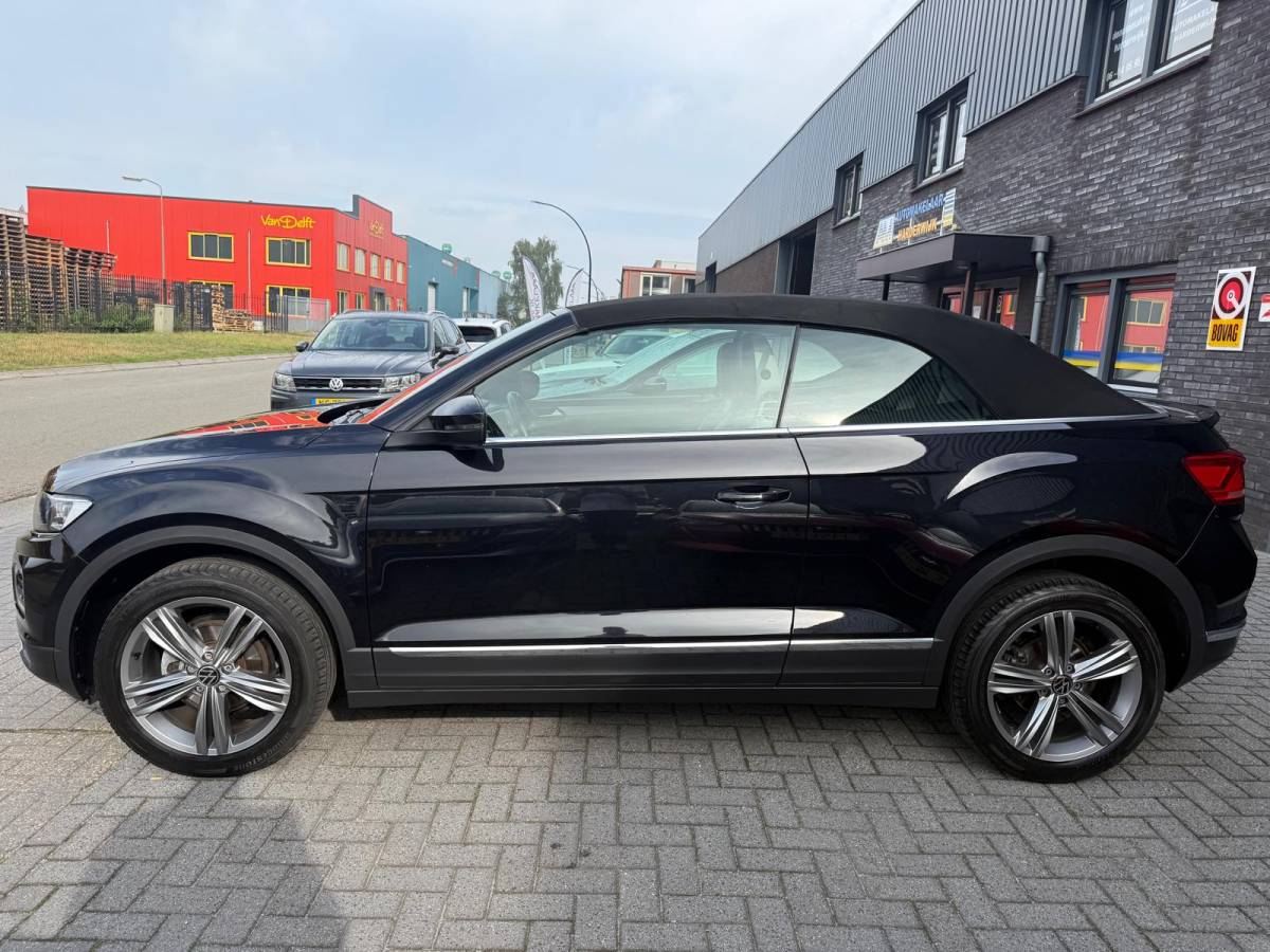 Volkswagen T-Roc Volkswagen T-Roc Cabrio 1.5 TSI Style | 2E EIGENAAR | 3/6/12 MND GARANTIE | AUTOMAAT | DIGITAL DASH | ACC | LED | CARPLAY | DAB | STOEL/STUUR VERW. |